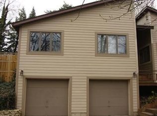 303 E Whipp Rd, Dayton, OH 45459