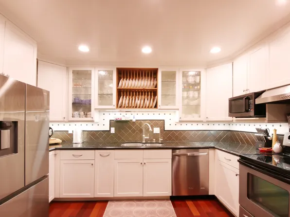 (undisclosed Address), Redondo Beach, CA 90277