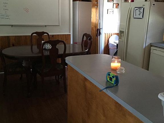 4th image of 120 Council Ln