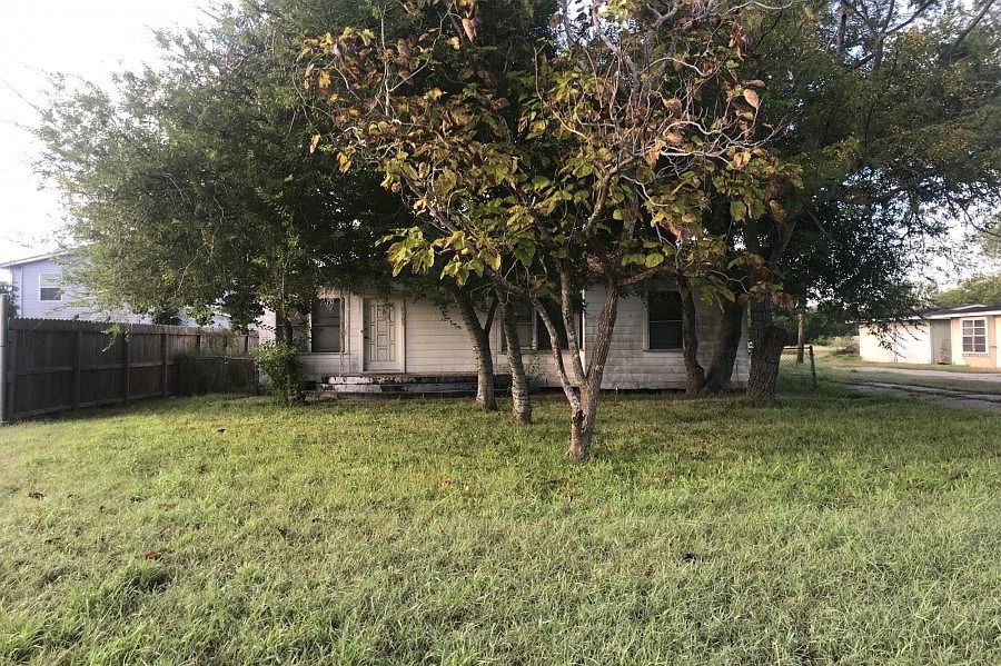 1st image of 5109 Williams Dr