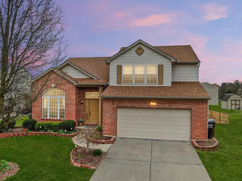 1st image of 215 Millbrook Ct