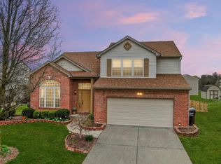 215 Millbrook Ct, Fairfield, OH 45014