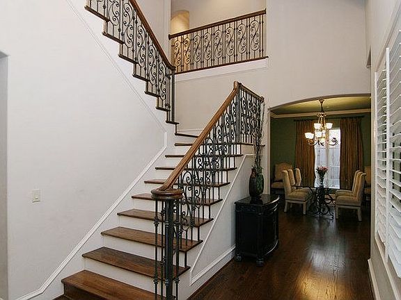 2nd image of 7422 Wentwood Dr