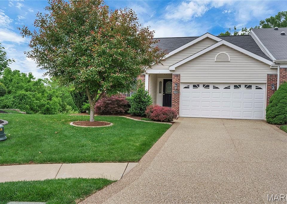 1st image of 449 Prevot Ave