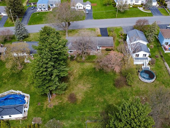 4th image of 43 Coolidge Road