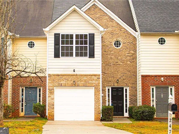 247 Brookview Dr, Riverdale, GA 30274