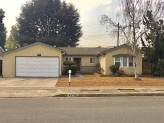 3rd image of 4272 Strawberry Park Dr