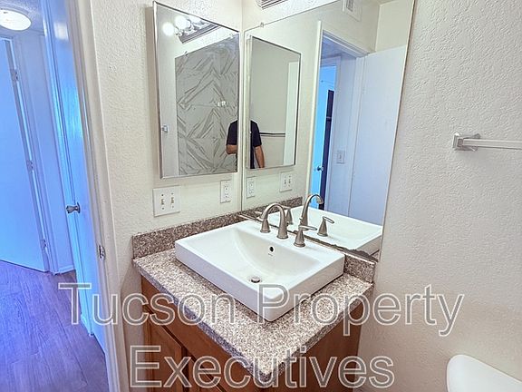 5th image of 660 S Tucson Blvd APT 214