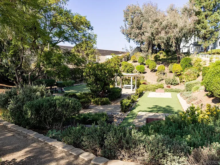 10060 Scripps Vista Way #33 — Photo 35
