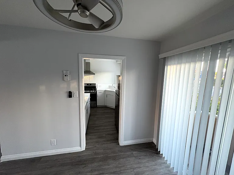 1112 S Atlantic Blvd #J — Photo 19