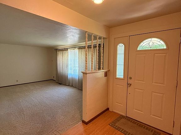 2nd image of 2148 Grove St