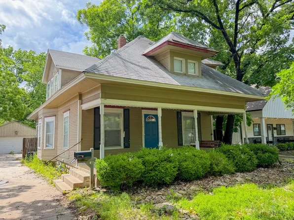 215 S Green St, Wichita, KS 67211