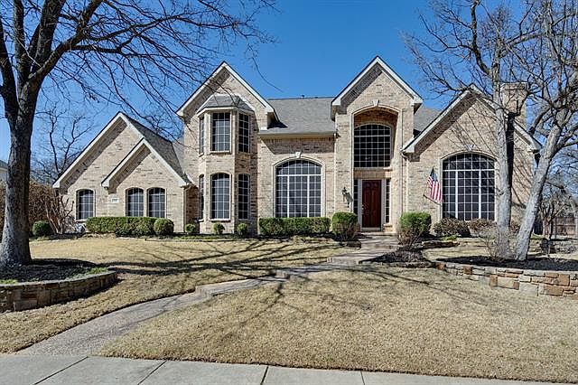 1st image of 820 Sierra Ln