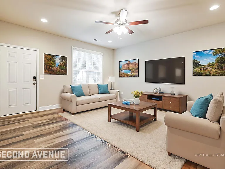 6170 Reagan Chase — Photo 2