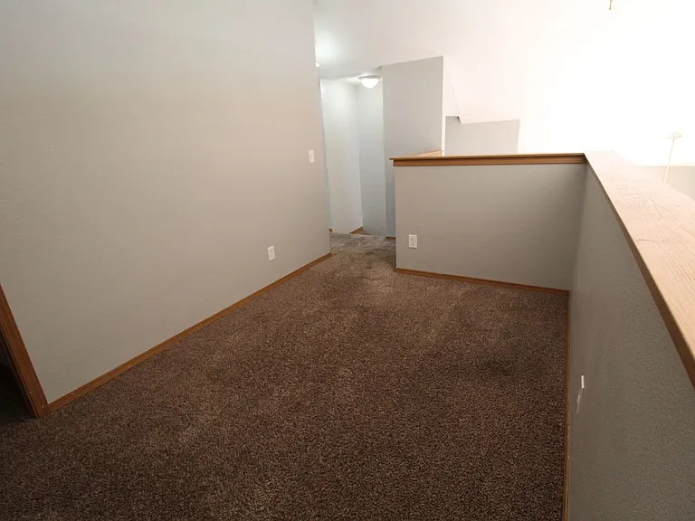 2217 N Hamilton St — Photo 23