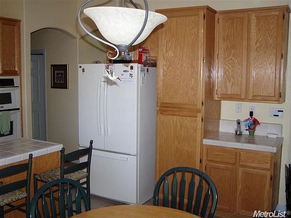 5th image of 1733 Glastonbury Cir