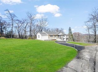 225 Hilltop St, Mahopac, NY 10541