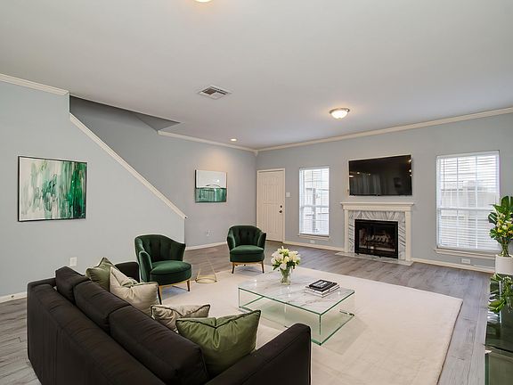 4th image of 3088 Holly Hall St #1