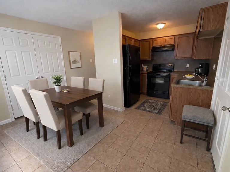 21473 W Wallis Dr #A — Photo 4