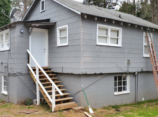 327 Hammond Dr APT B, Griffin, GA