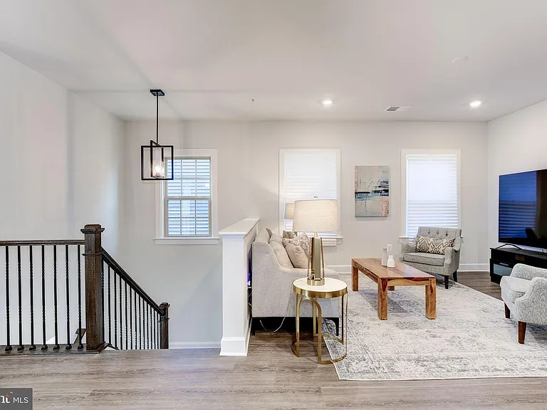 6547 Clubhouse Dr — Photo 39