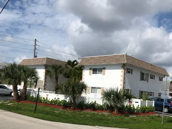 Greenpoint Apartments, 5621 NE 22nd Ave APT 2, Fort Lauderdale, FL 33308