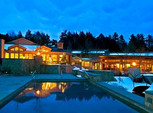 277 Topnotch Dr #464, Stowe, VT 05672