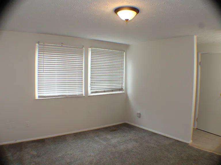 MAIN BEDROOM #1