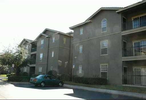 1st image of 102 Vista Verdi 204 Cir