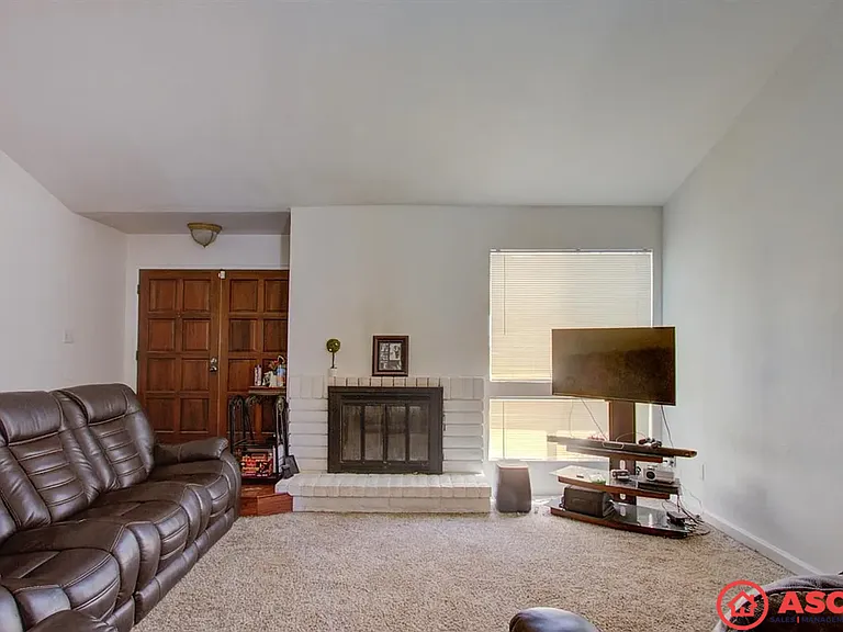4412 San Miguel Way — Photo 2