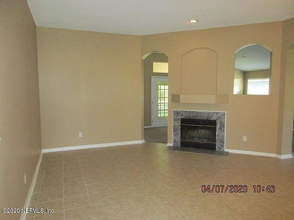 4th image of 3391 Provincial Cir E