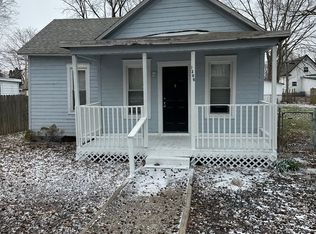 1306 N Walnut St, Champaign, IL 61820