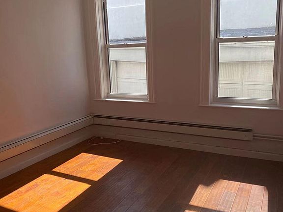 5th image of 8011 7th Ave #1