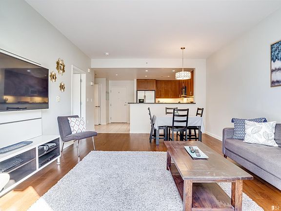 3rd image of 350 Broderick St APT 224