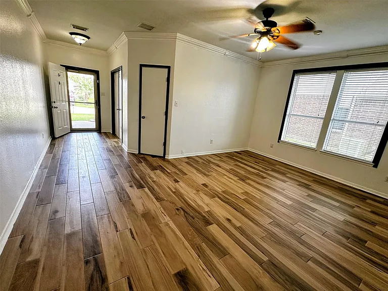 7722 Prairie Fire Ln — Photo 8