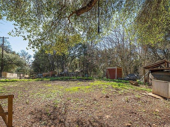2nd image of 3503 Sonoma Way