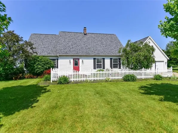 11758 Hidden Lake Dr, Marshallville, OH 44645