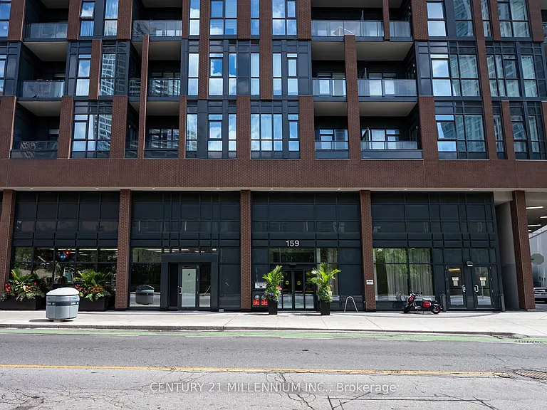 159 Wellesley St E #708 — Photo 20