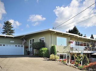 18642 4th Ave SW, Normandy Park, WA 98166