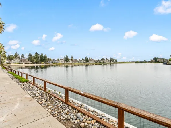 922 Beach Park Blvd APT 29, Foster City, CA 94404