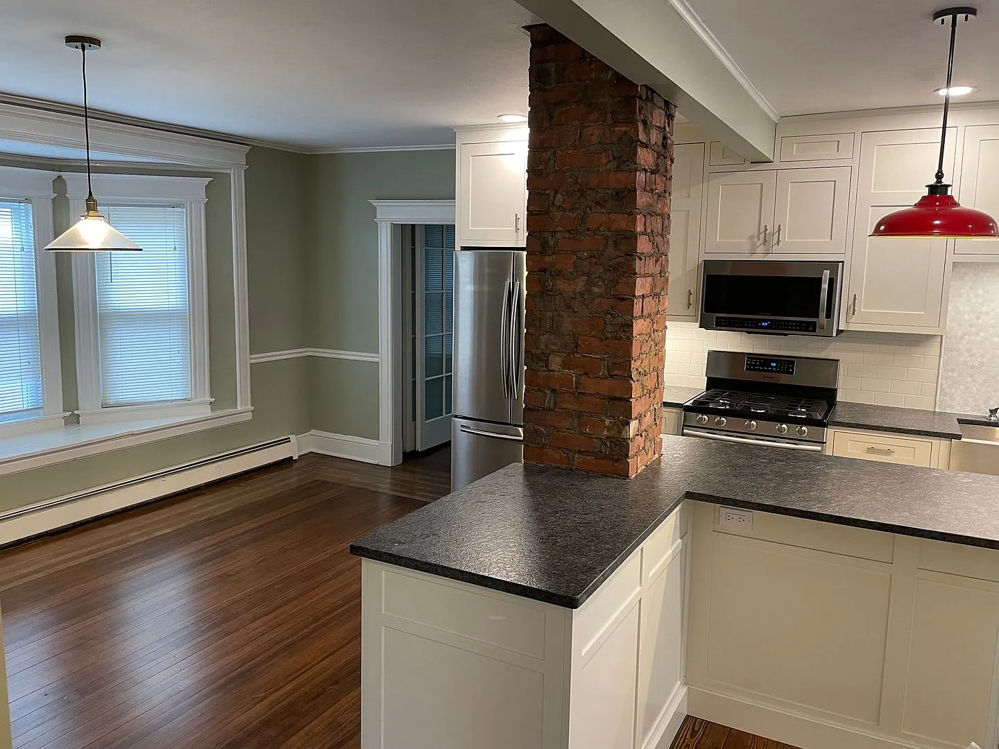 The Whiting Lane Open Porch House — Photo 4