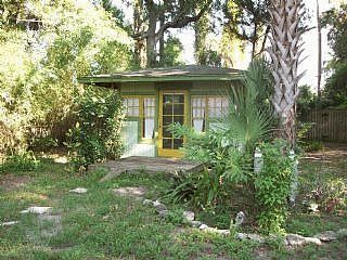 1st image of 7 Stuart Dr
