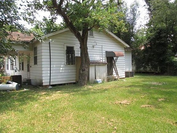 4th image of 326 Coco Ave