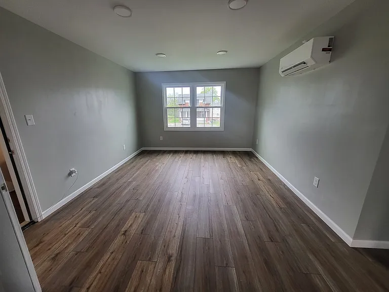 515 Davis St — Photo 5