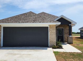 610 Garrett Ave, Garrett, TX 75119