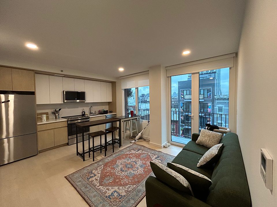 1st image of 566 Grand St #6C
