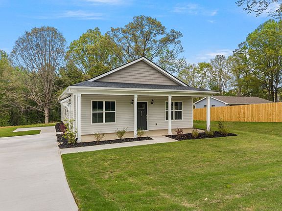 4th image of 313 Ponder Rd