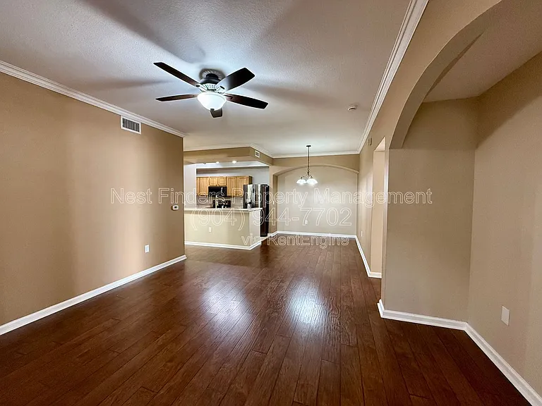 10075 Gate Pkwy N #2709 — Photo 3