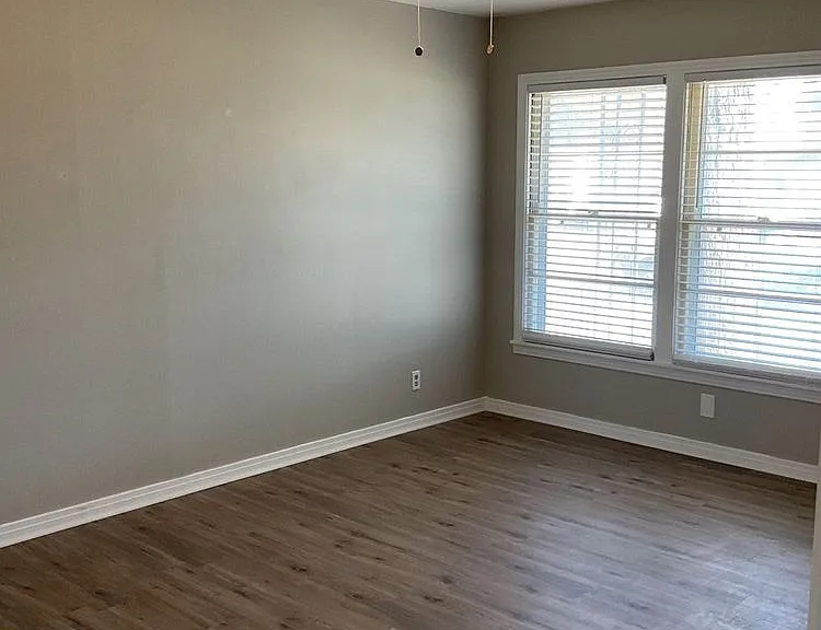 920 Fannin Loop — Photo 8