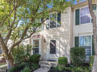 1836 Tiger Lily Cir, Woodbridge, VA 22192